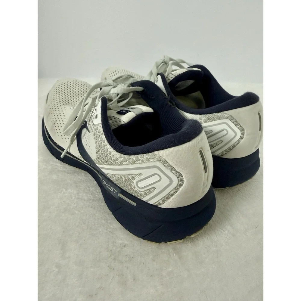 Brooks running size any